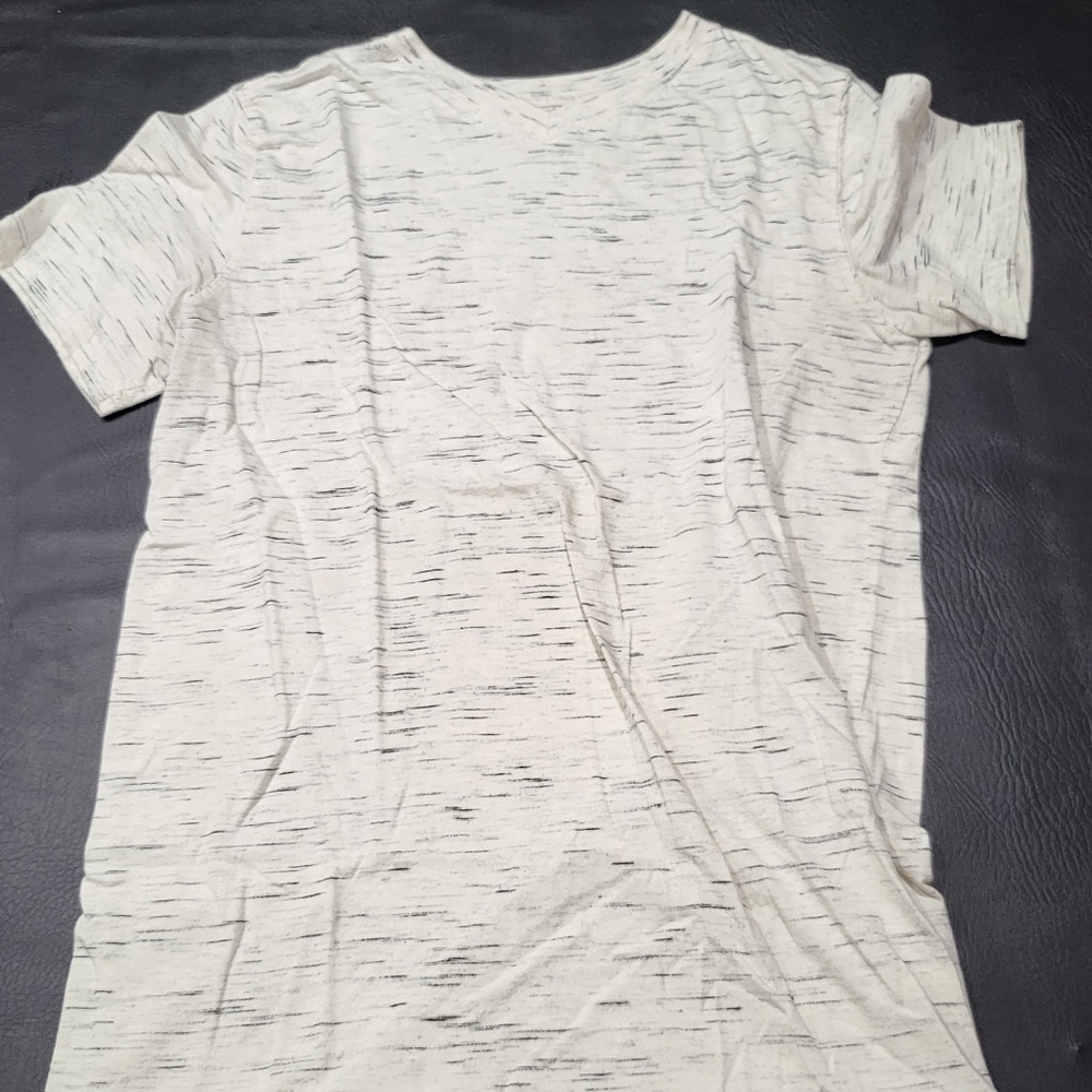 CAT & JACK TSHIRT